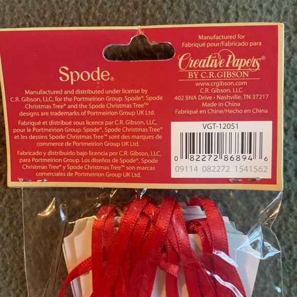 NIP Spode “Christmas Tree” gift tags. 3 packages of 12. Approx 1 3/4” x 3 3/4” - Picture 11 of 16